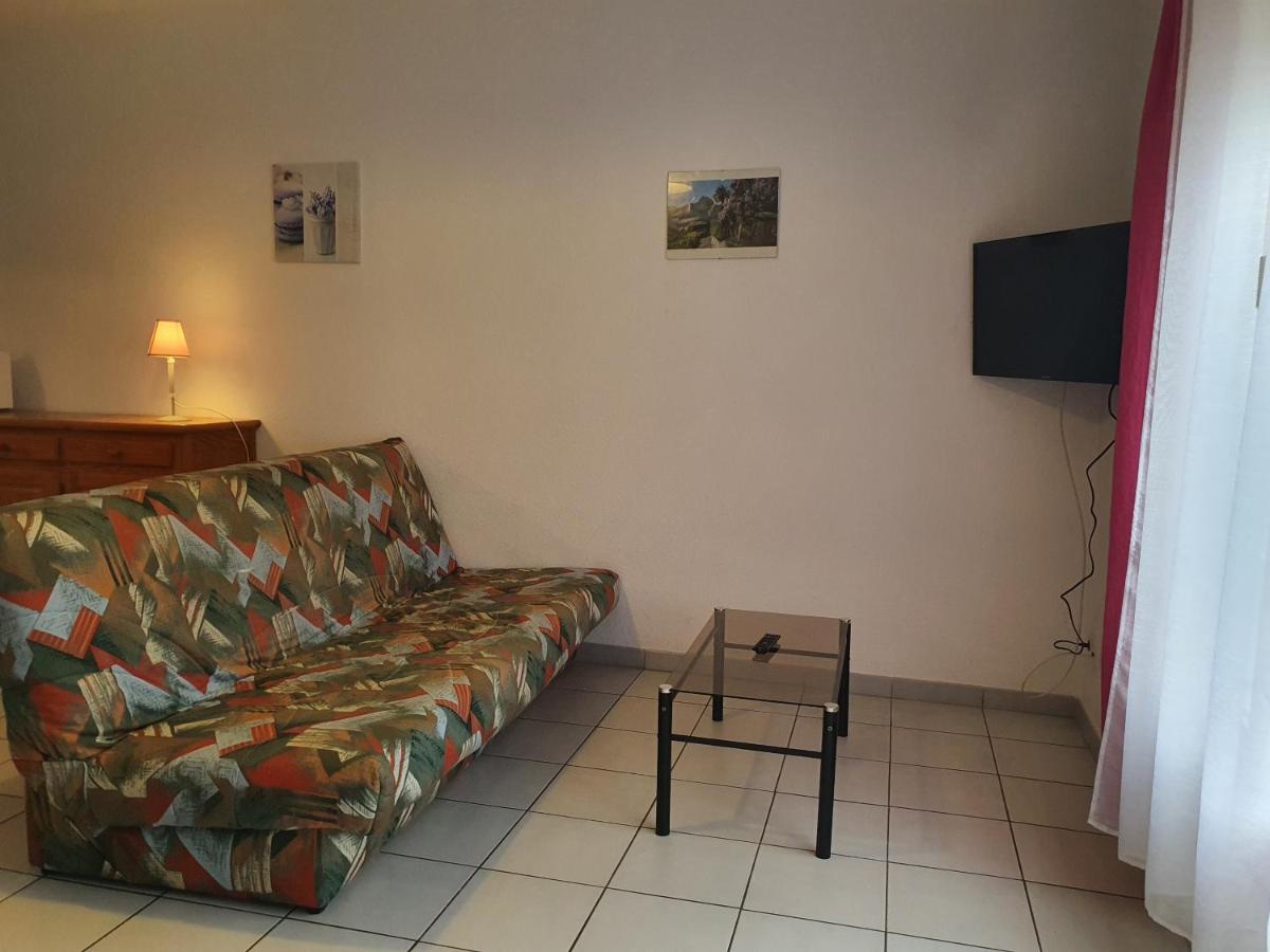 Apartment Boulle *